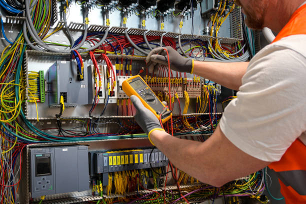 Best Affordable Emergency Electrician  in Somers, WI